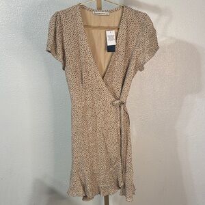 Abercrombie & Fitch Tan Polka Dot Mini wrap Dress